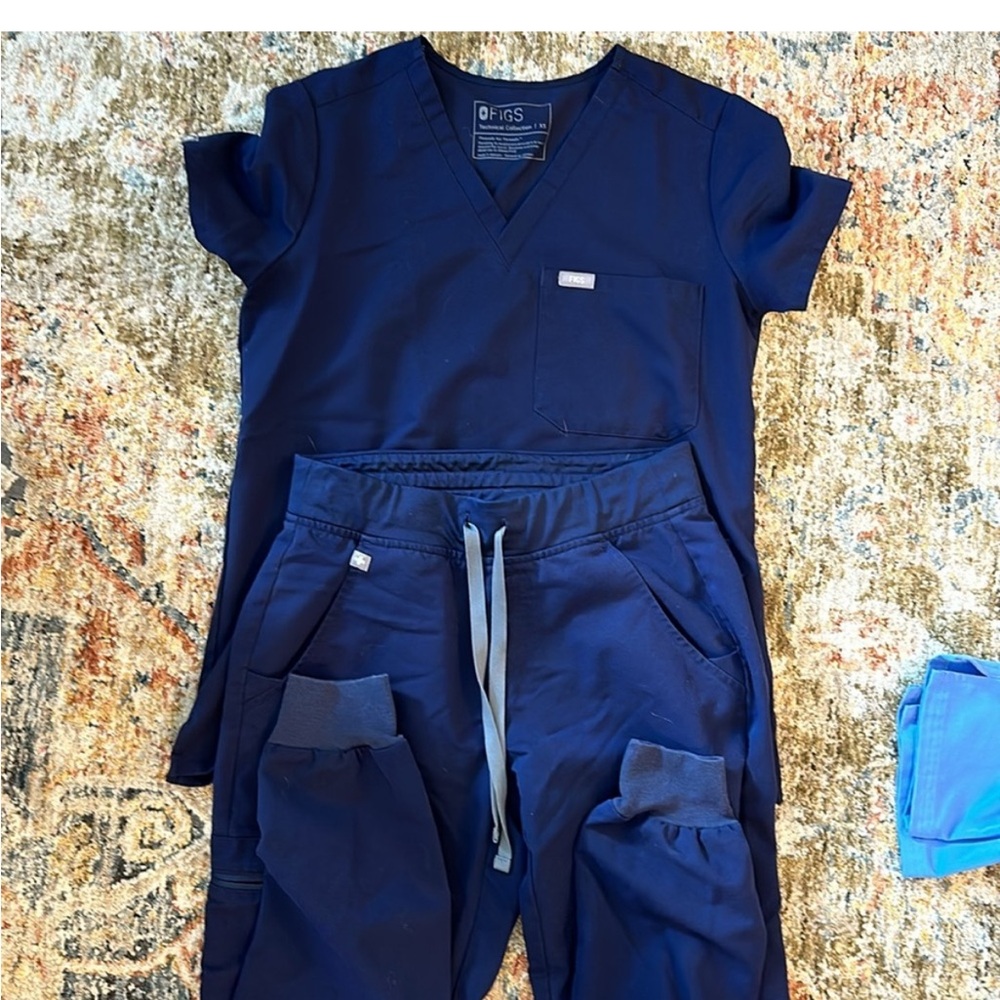 Navy figs